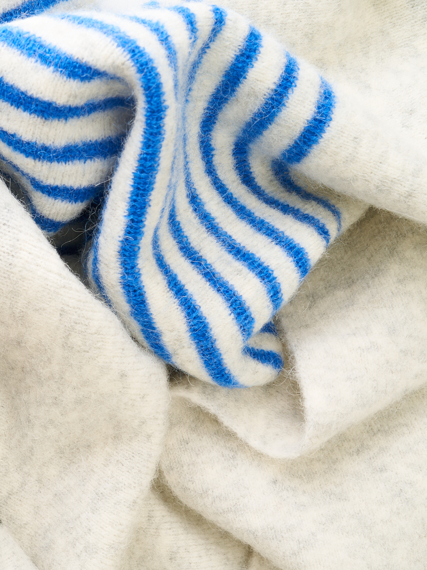 CAT-Sophy Series "MEOW" Theme Alpaca & Mohair Scarf for Human